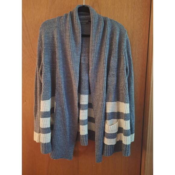 Daisy Fuentes Gray and White Sweater Size Large - Picture 1 of 6